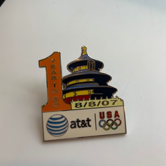 Olympic Games 2008 Countdown 8/8/07 One Year to Go USA AT&T Lapel Pin - Picture 4 of 9